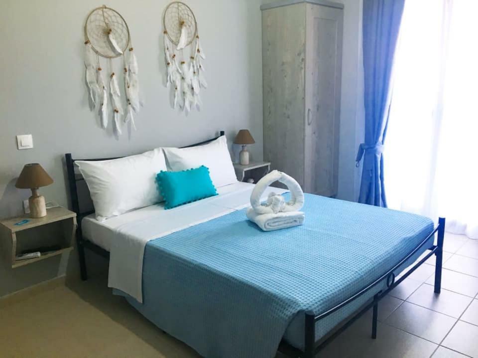 Almira - rooms to let Nea Roda Exterior foto